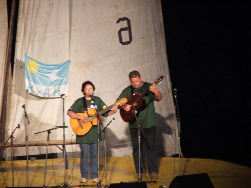 Конкурсный концерт на грушинской гитаре в 2007